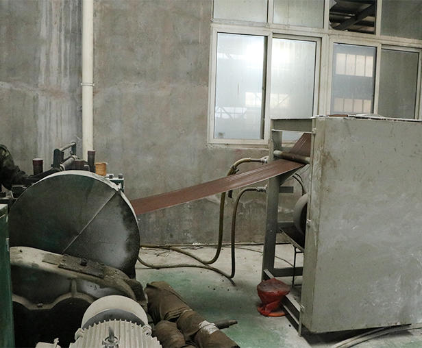 生產(chǎn)設(shè)備